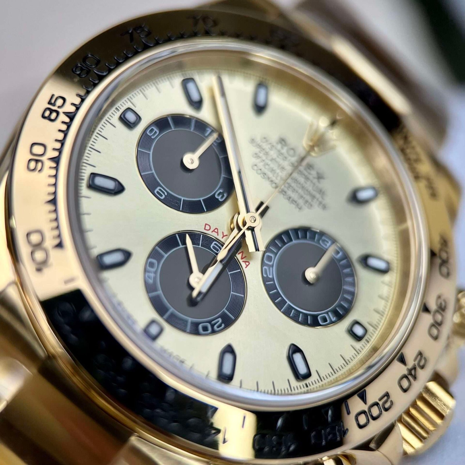 Rolex Cosmograph Daytona 116508 Yellow Gold BT Factory 40mm Super Clone Watch
